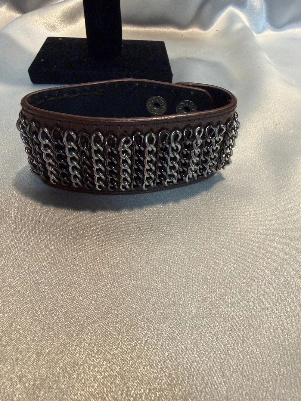 GUANG TUNG Brown Leather Cuff Bracelet with Silver Chain Detailing